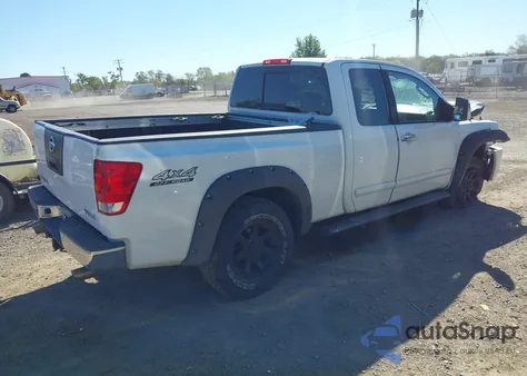 2004 Nissan Titan Le from USA, damaged, VIN 1N6AA06B44N560913